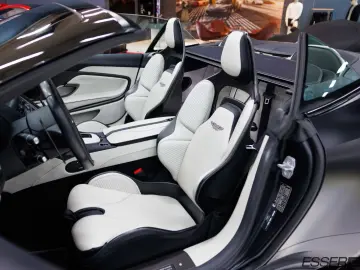 ASTON MARTIN DBS 770 Ultimate Volante   1 199   21