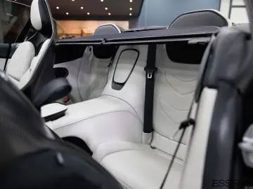 ASTON MARTIN DBS 770 Ultimate Volante   1 199   21