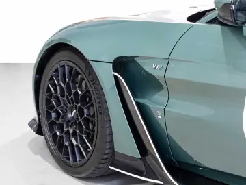 ASTON MARTIN V12 Vantage Roadster -Racing Green-