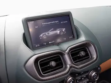 ASTON MARTIN V12 Vantage Roadster -Racing Green-