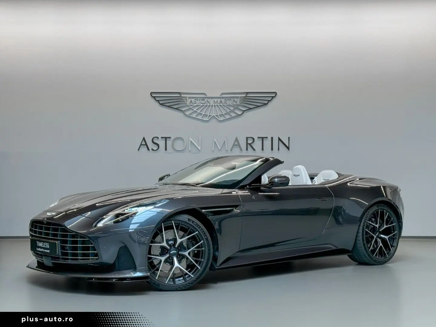 ASTON MARTIN DB12 Volante   BOWERS & WILKINS AUDIO