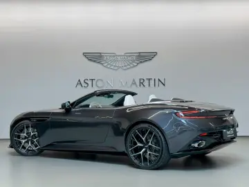 ASTON MARTIN DB12 Volante   BOWERS & WILKINS AUDIO