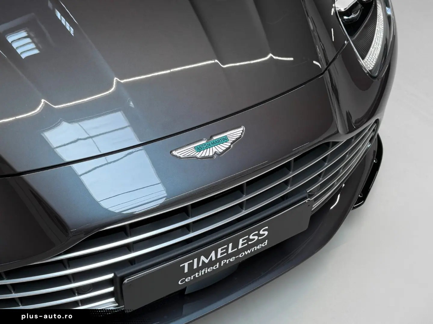 ASTON MARTIN DB12 Volante   BOWERS & WILKINS AUDIO