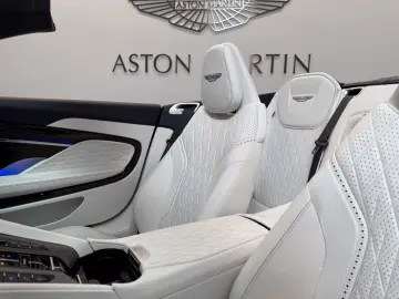 ASTON MARTIN DB12 Volante   BOWERS & WILKINS AUDIO