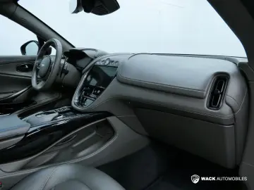 ASTON MARTIN DBX 4.0L V8 BITURBO 550 CV 1913 SPECIFICATION