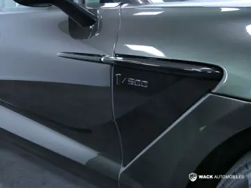 ASTON MARTIN DBX 4.0L V8 BITURBO 550 CV 1913 SPECIFICATION
