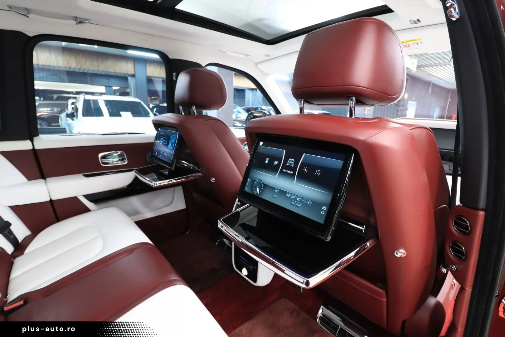ROLLS ROYCE Cullinan - HUD TV 360 MASSAGE PANO NIGHT