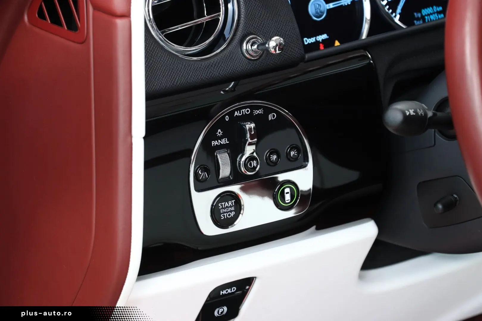 ROLLS ROYCE Cullinan - HUD TV 360 MASSAGE PANO NIGHT