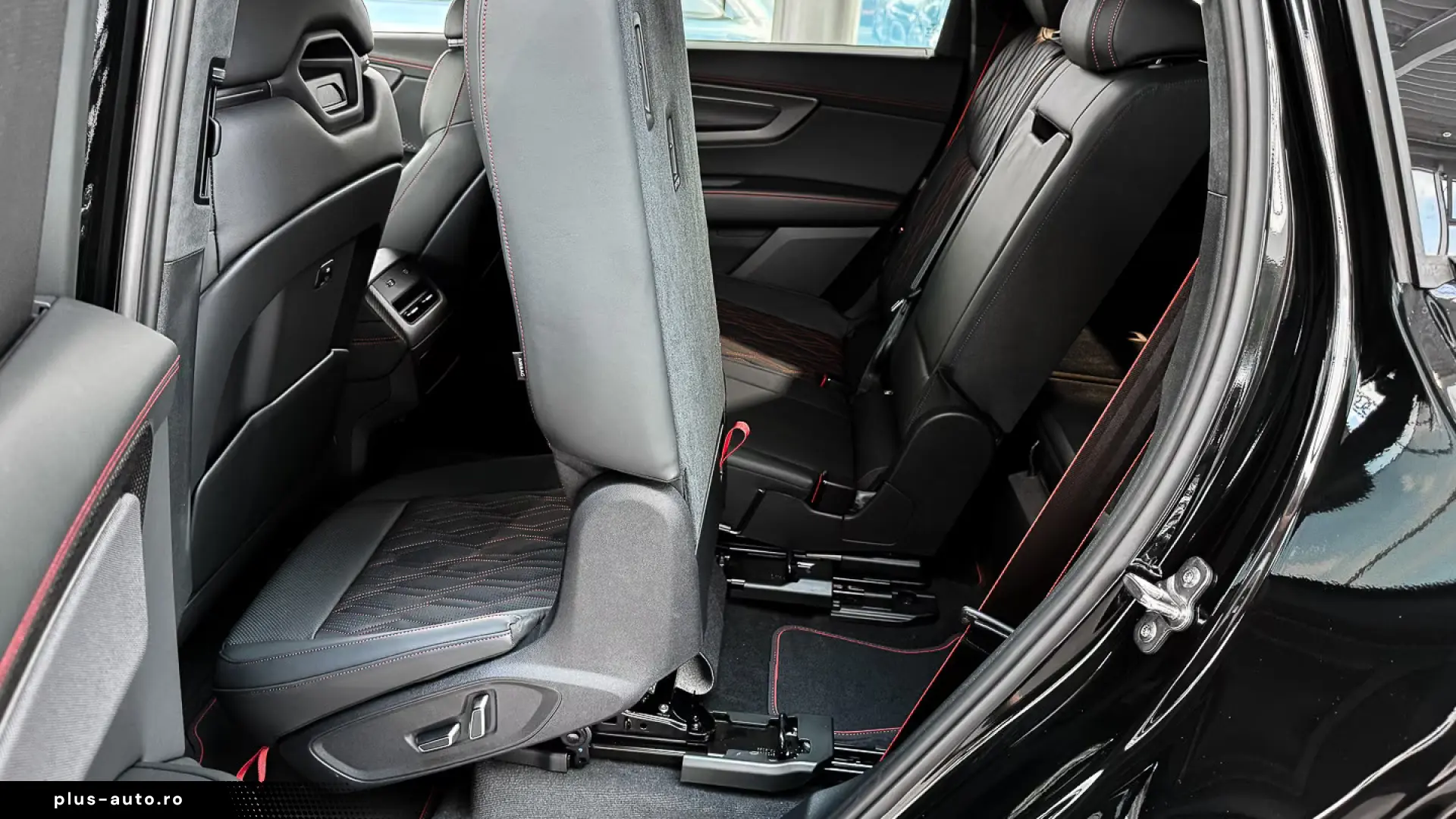 AUDI Q7 în leasing operațional MOOV