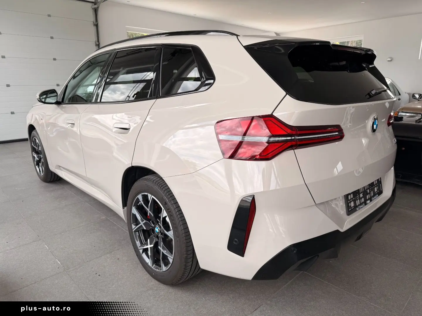 BMW X3 în leasing operațional MOOV