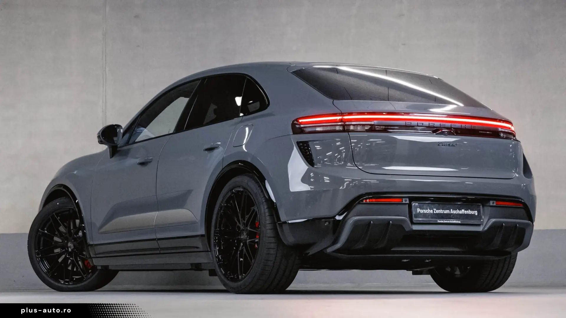 Porsche Macan Turbo Electric Panoramadach Sport