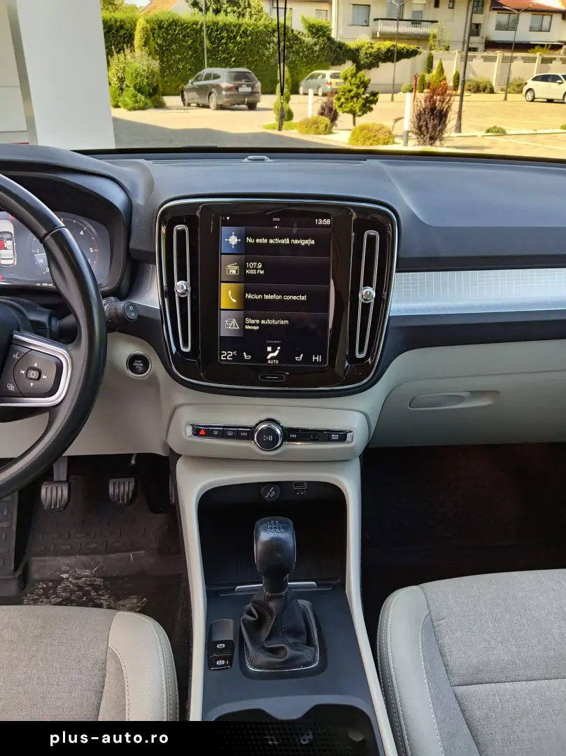 Volvo XC40