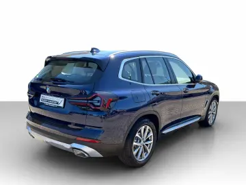 BMW X3 xDrive20i Navi AdapLED ACC HUD AHK Sitze el.