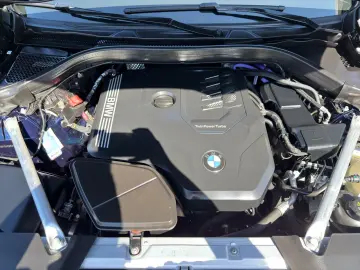 BMW X3 xDrive20i Navi AdapLED ACC HUD AHK Sitze el.