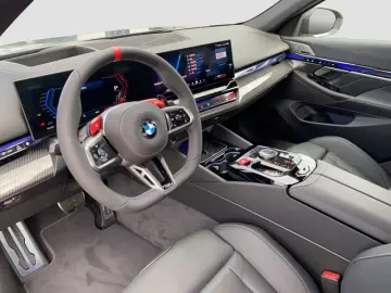 BMW M5 Limousine Hybrid UPE