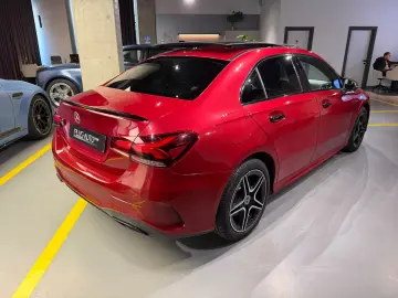Mercedes-Benz A 250e AMG Pano Burm Camera