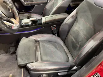 Mercedes-Benz A 250e AMG Pano Burm Camera