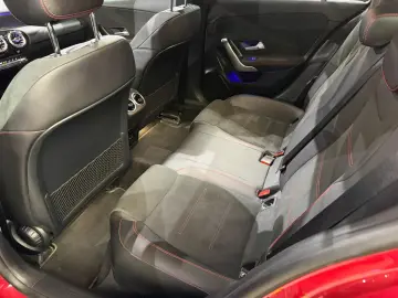 Mercedes-Benz A 250e AMG Pano Burm Camera