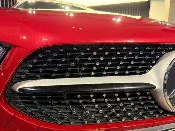 Mercedes-Benz A 250e AMG Pano Burm Camera
