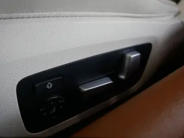 BMW M8 Competition Carbon B&W 21  Wheelforce TV 360