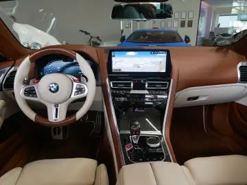 BMW M8 Competition Carbon B&W 21  Wheelforce TV 360