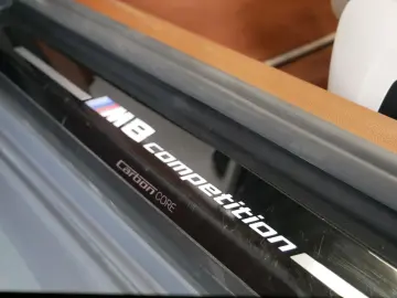 BMW M8 Competition Carbon B&W 21  Wheelforce TV 360