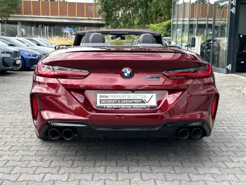 BMW M8 Cabrio M Competition   B&W MCarbonMotorabdeck