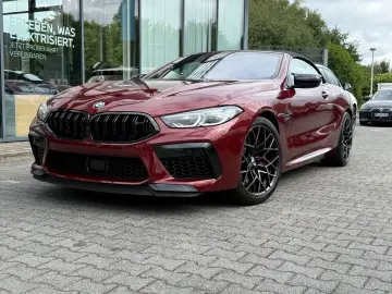 BMW M8 Cabrio M Competition   B&W MCarbonMotorabdeck