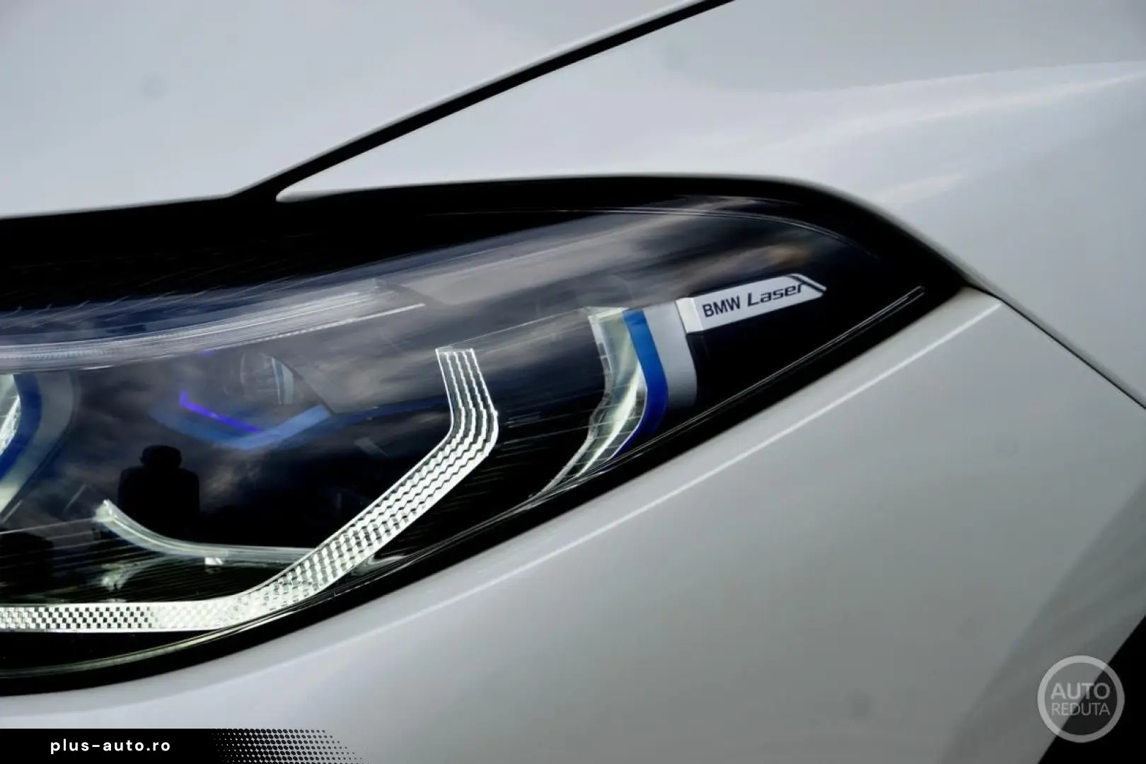 BMW M8 Competition Coupe xDrive 4.4 V8 625 PS