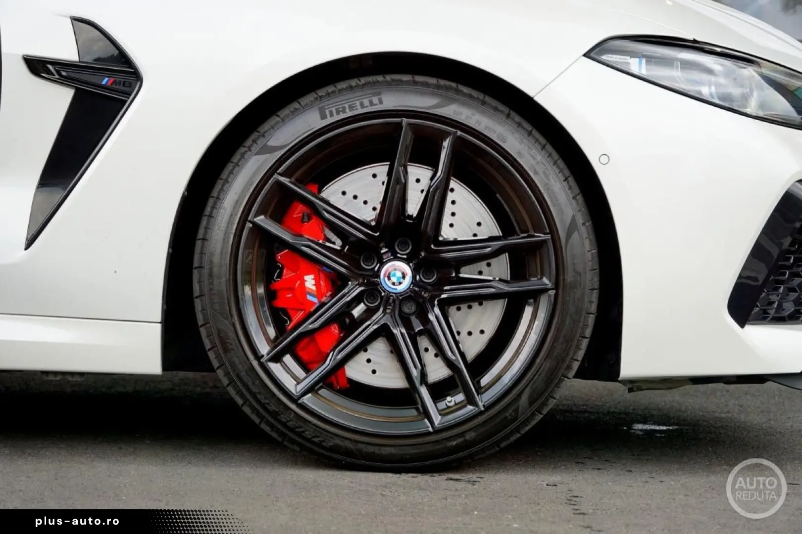 BMW M8 Competition Coupe xDrive 4.4 V8 625 PS