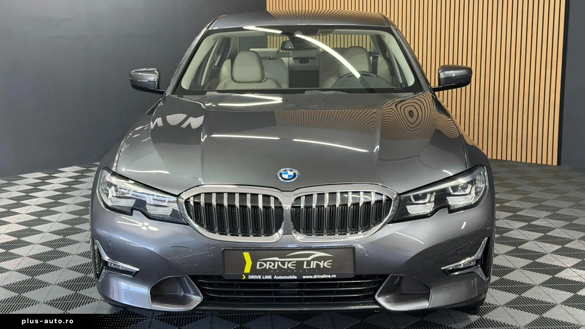 BMW 3er 330e Luxury