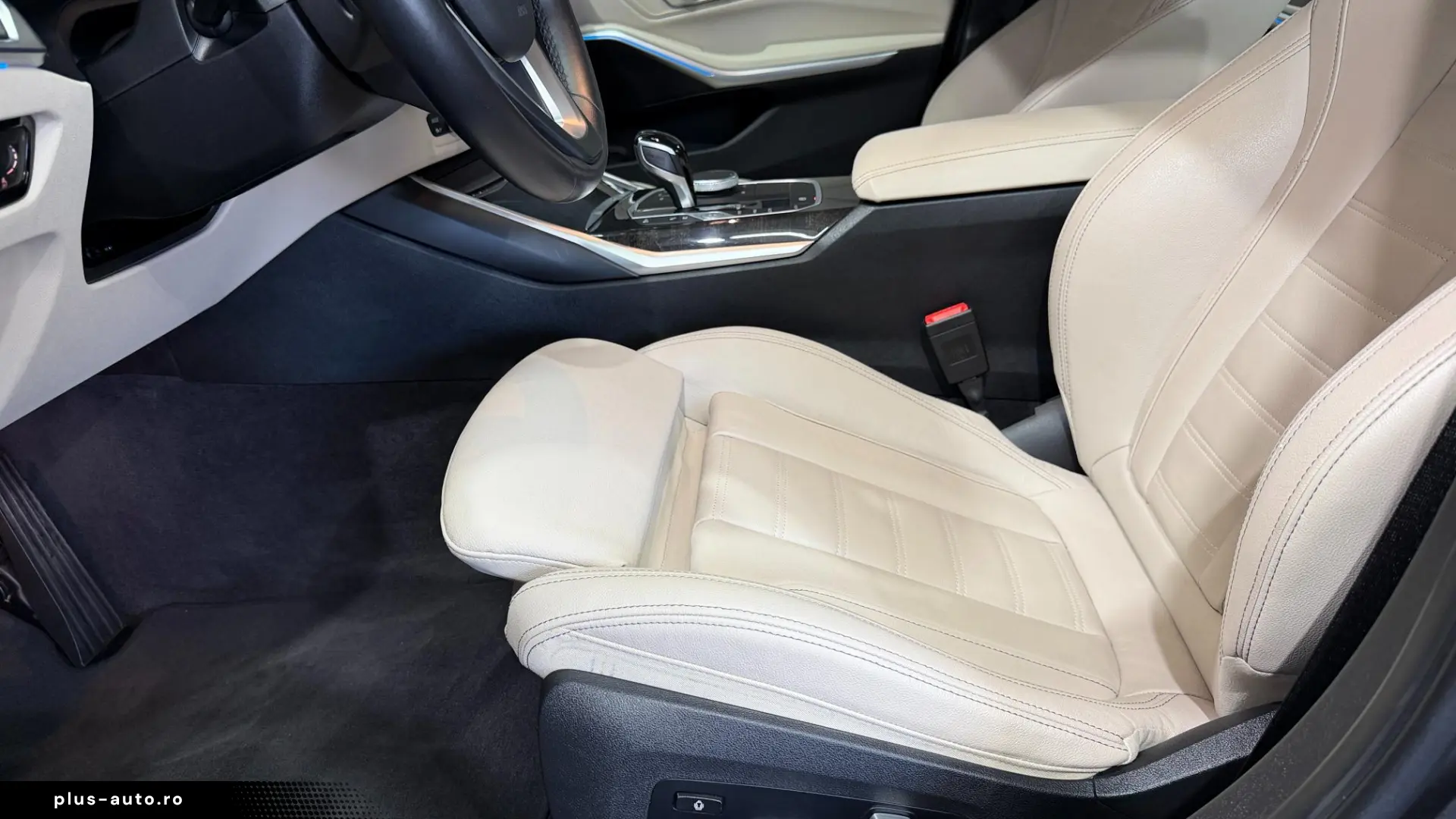 BMW 3er 330e Luxury