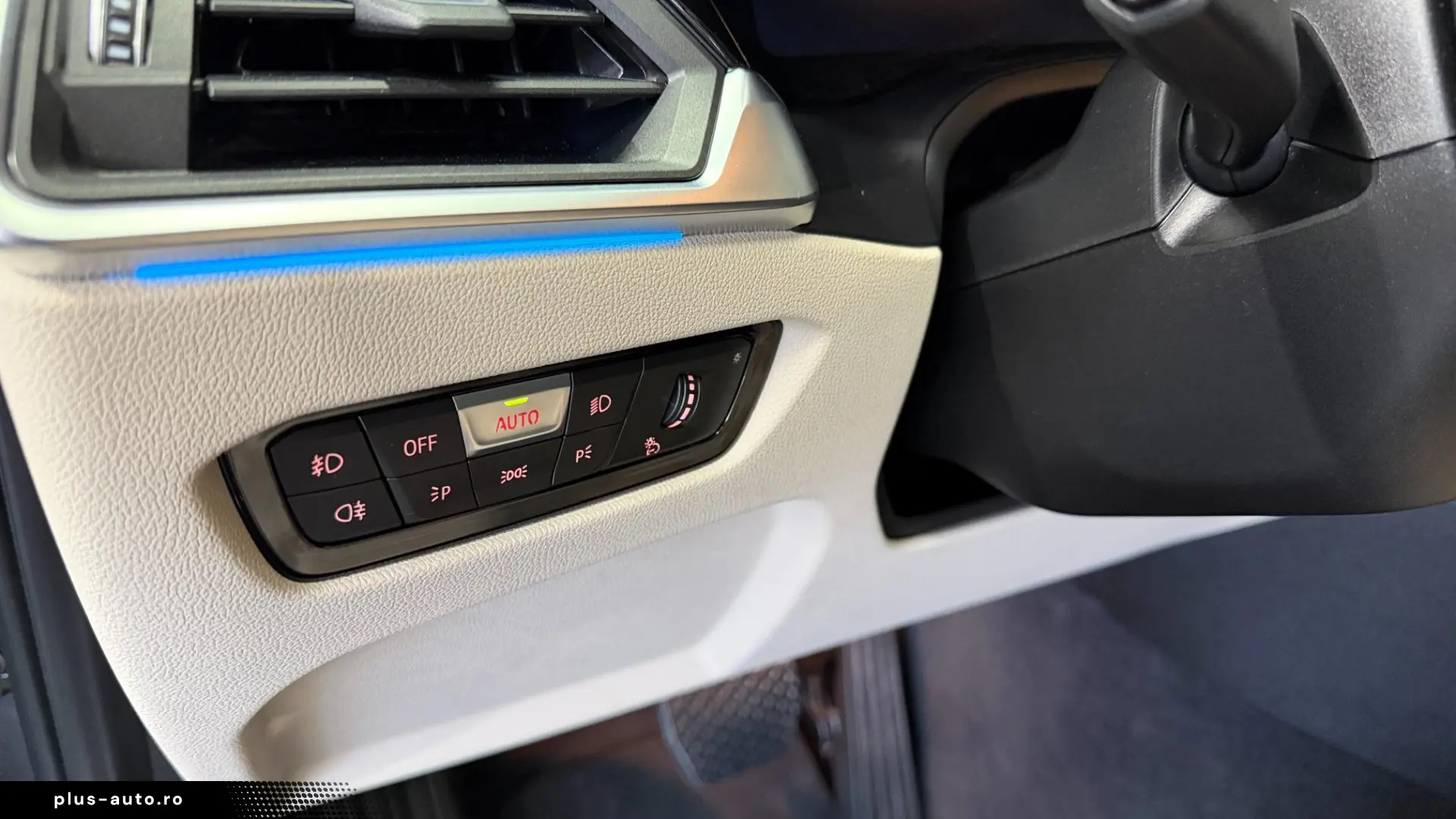 BMW 3er 330e Luxury