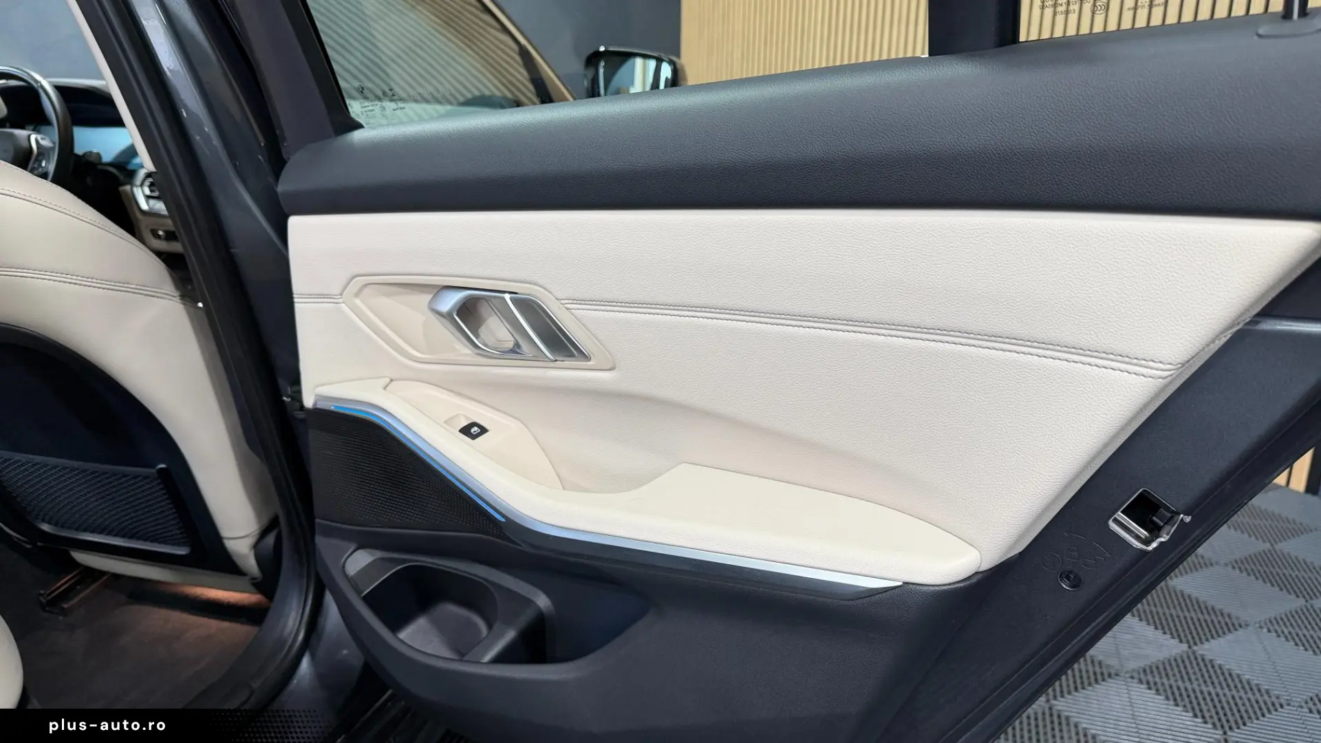 BMW 3er 330e Luxury
