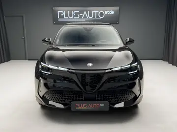 Alfa Romeo Junior Hybrid eDCT
