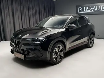 Alfa Romeo Junior Hybrid eDCT