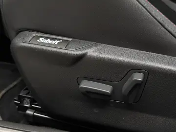 Alfa Romeo Junior Hybrid eDCT