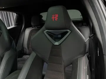 Alfa Romeo Junior Hybrid eDCT