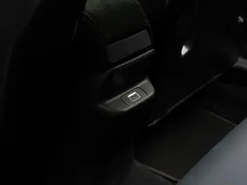 Alfa Romeo Junior Hybrid eDCT