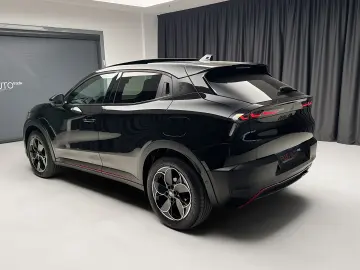 Alfa Romeo Junior Hybrid eDCT