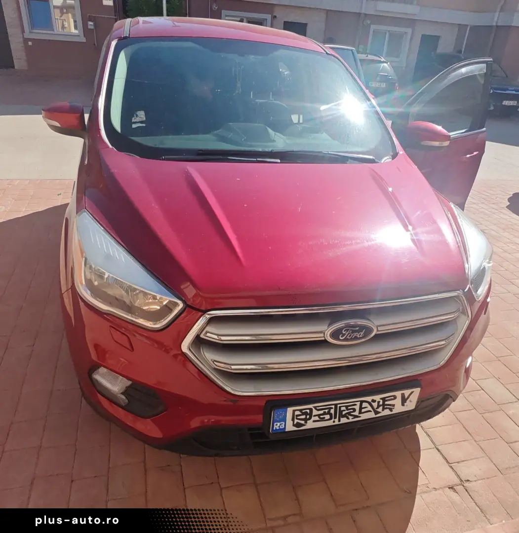 Ford Kuga 1.5 EcoBoost cu defecte mecanice
