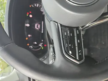 MAZDA CX-60 e-SKYACTIV PHEV HOMURA Dienstwagen 0 5%