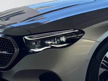 MERCEDES-BENZ E 300 e T Avantgarde Advanced 360  Dig…