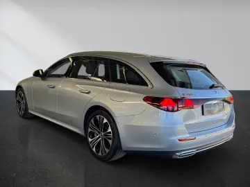 MERCEDES-BENZ E 300 e T Avantgarde Advanced 360  Dig…