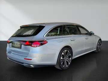 MERCEDES-BENZ E 300 e T Avantgarde Advanced 360  Dig…