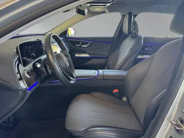 MERCEDES-BENZ E 300 e T Avantgarde Advanced 360  Dig…
