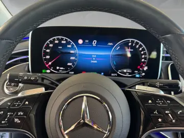 MERCEDES-BENZ E 300 e T Avantgarde Advanced 360  Dig…