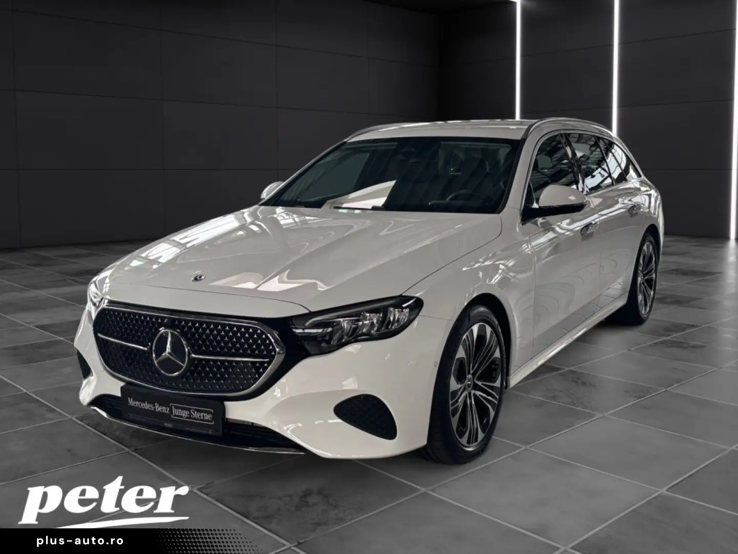 MERCEDES-BENZ Clasa E în leasing operațional MOOV