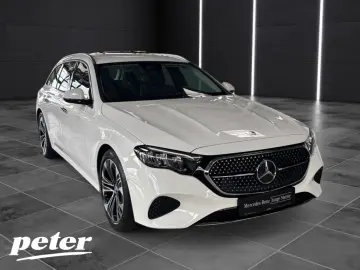 MERCEDES-BENZ E 220 d T Avantgarde Advanced LED Kamera AHK