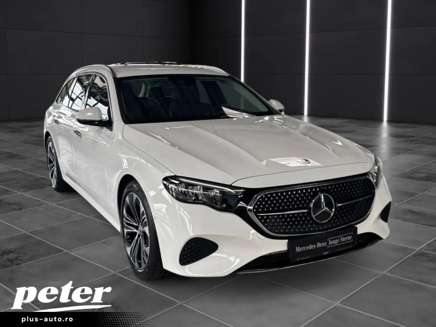 MERCEDES-BENZ Clasa E în leasing operațional MOOV